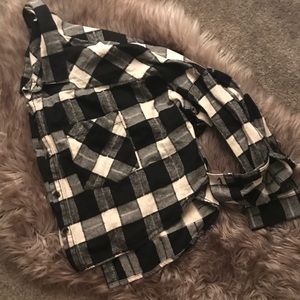 BDG Cropped Flannel 🕶